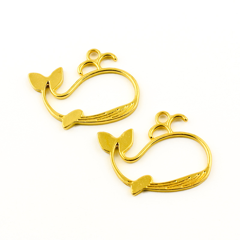 Wholesale Decorative Metal Frames for Resin Pendant Making